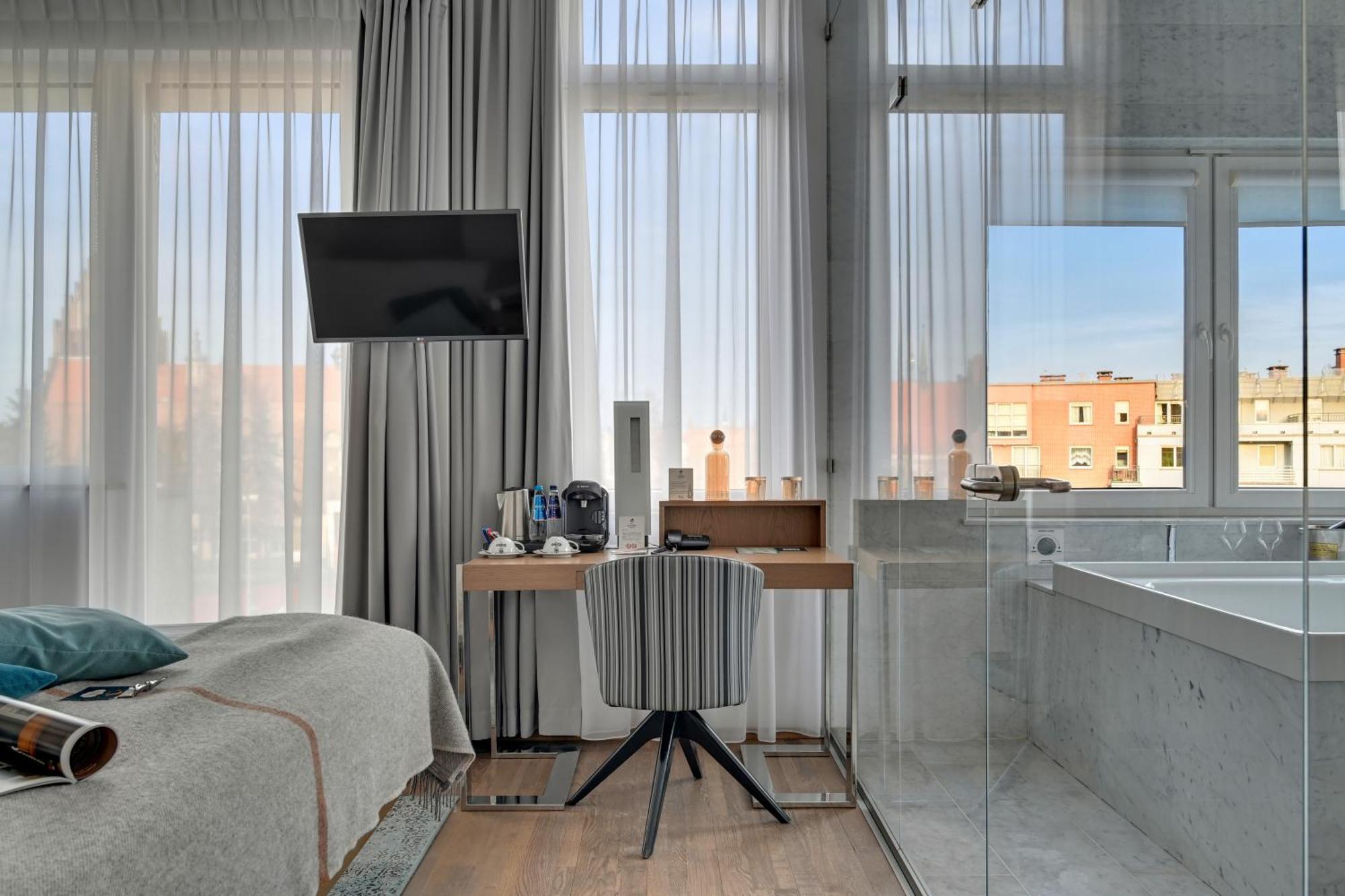 Hotel Almond Business & Spa By Grano - Grano Hotel Gdansk Riverside Exterior foto